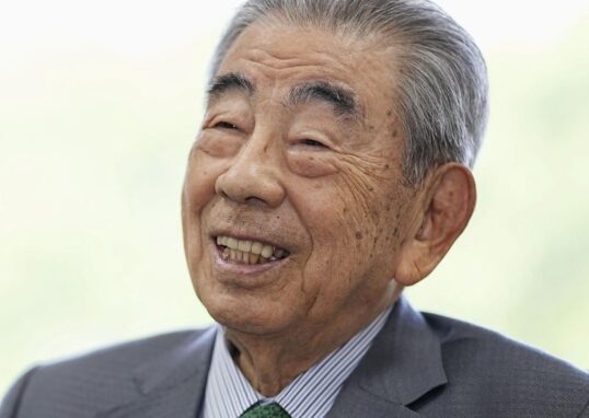 Toshifumi Suzuki, pendiri 7-Eleven, meninggal