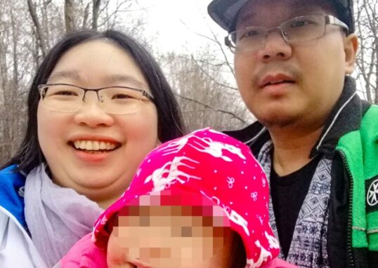 pasangan Hong Kong berjuang untuk hak asuh anak di Swedia